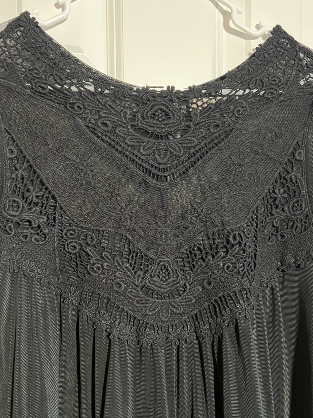 Altard State Black Boho Crochet Lace Bell Sleeve Fairycore Tunic Blouse Size S - Picture 4 of 10